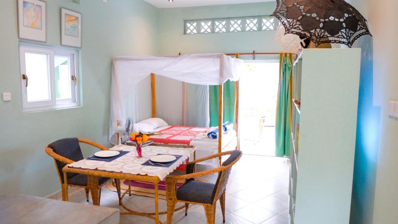 The Pool House & The Colobus House, Bella Seaview, Diani Beach, Kenya Екстериор снимка