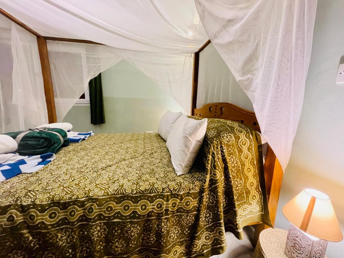 The Pool House & The Colobus House, Bella Seaview, Diani Beach, Kenya Екстериор снимка