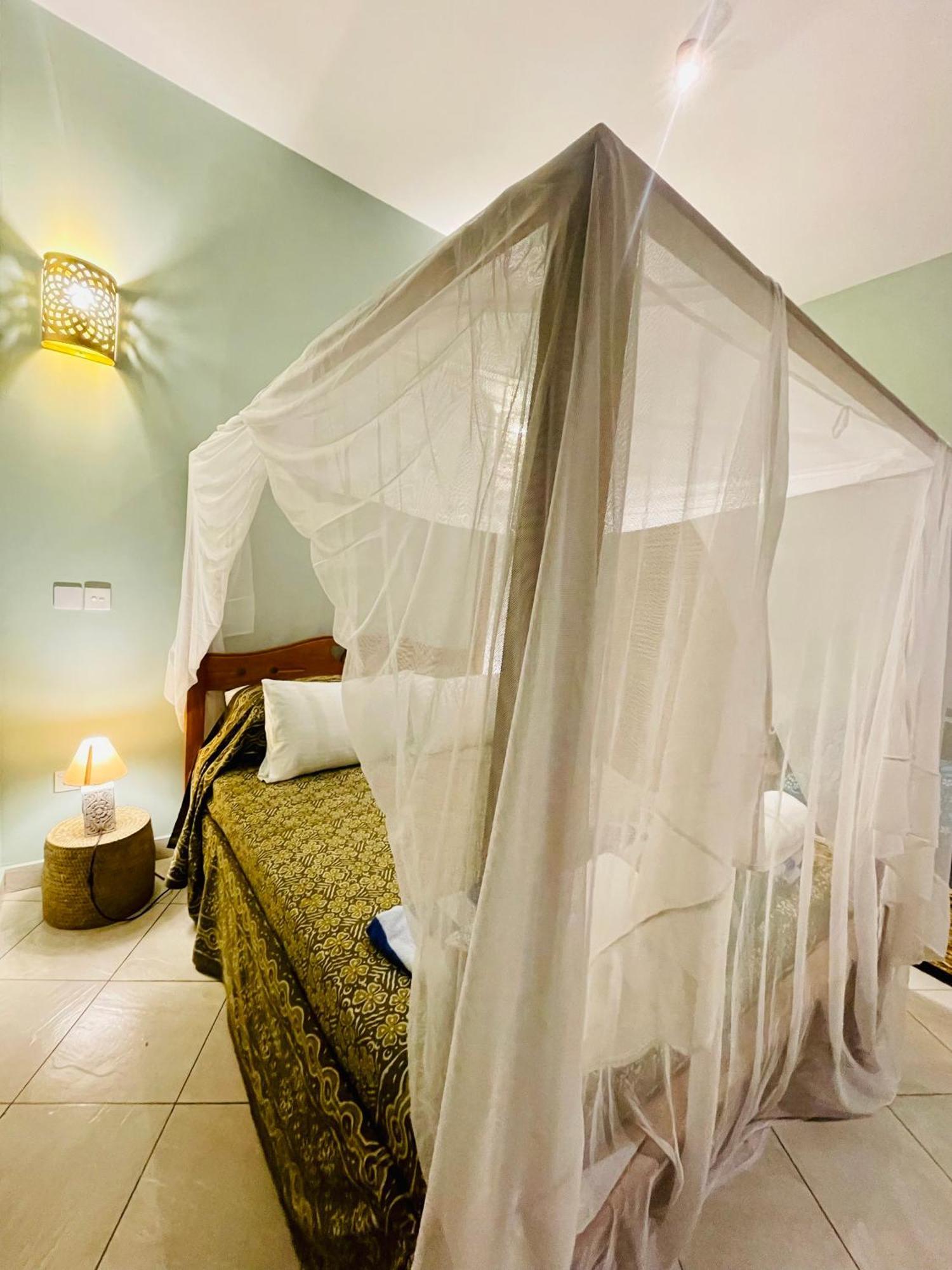 The Pool House & The Colobus House, Bella Seaview, Diani Beach, Kenya Екстериор снимка